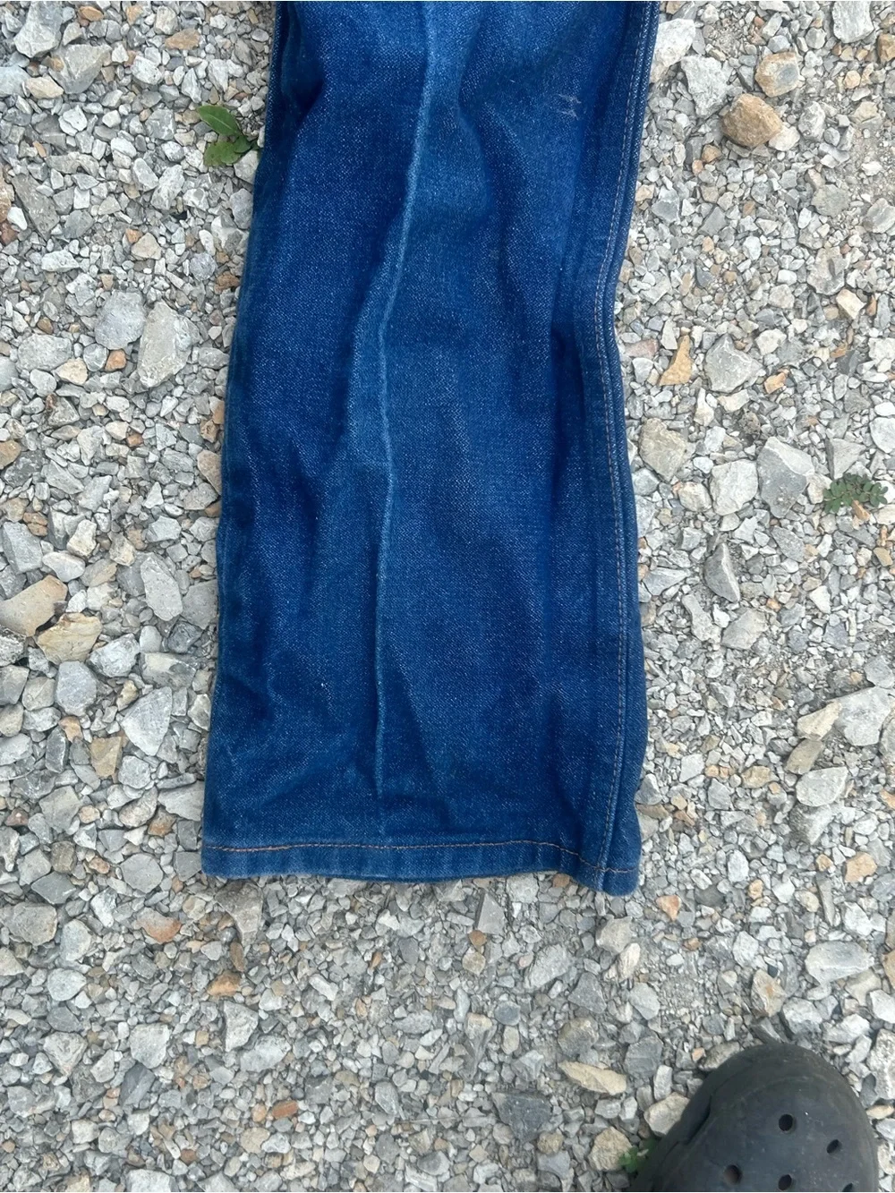 Wrangler Blue Denim Jeans with Orange Stitching 33x32